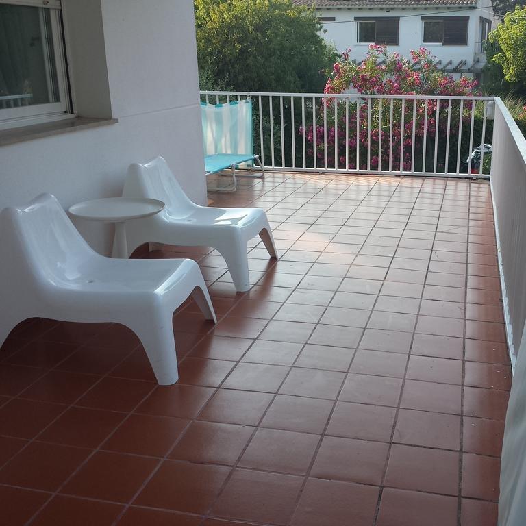 Sitges Beach Hostel Экстерьер фото
