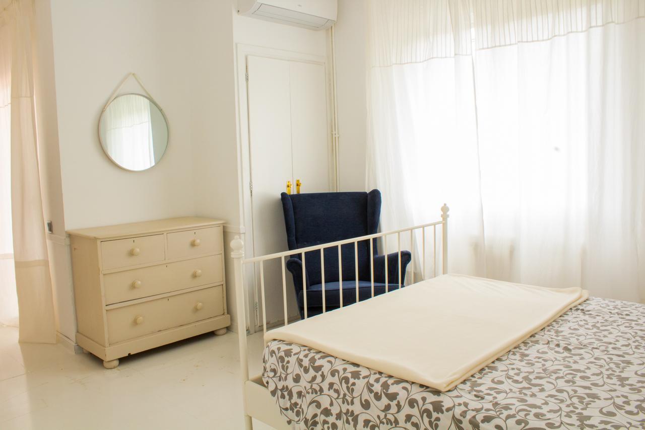 Sitges Beach Hostel Экстерьер фото