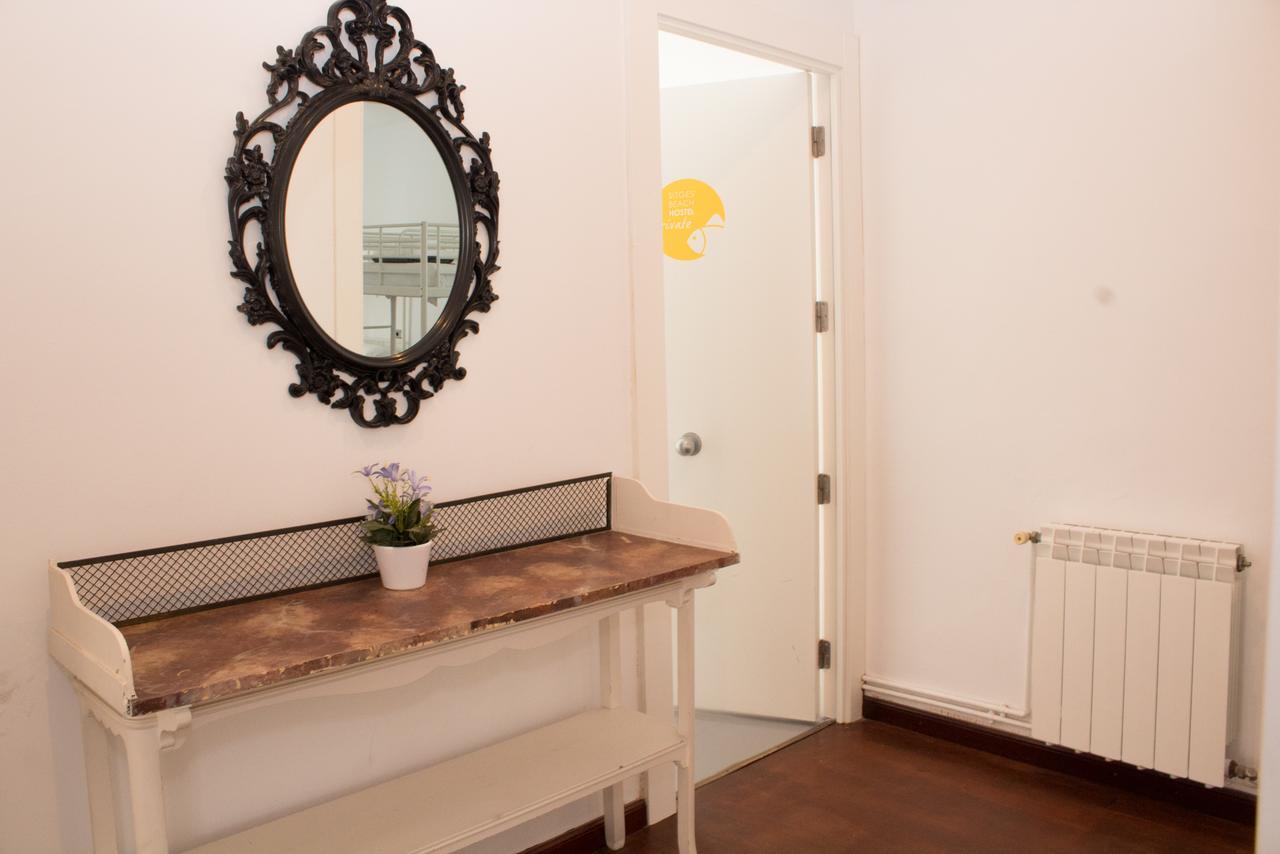Sitges Beach Hostel Экстерьер фото