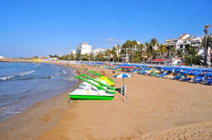 Sitges Beach Hostel Экстерьер фото