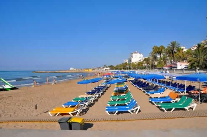 Sitges Beach Hostel Экстерьер фото